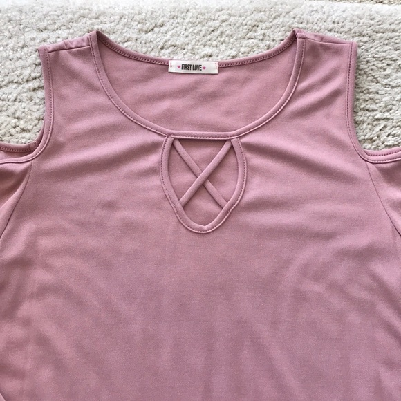 Light Mauve Cold Shoulder Tunic Top - Picture 3 of 5